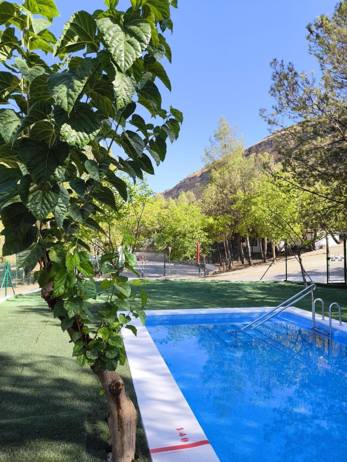 Centro De Ocio Alua Casa Rural Iznajar Lago De Andalucia Екстериор снимка