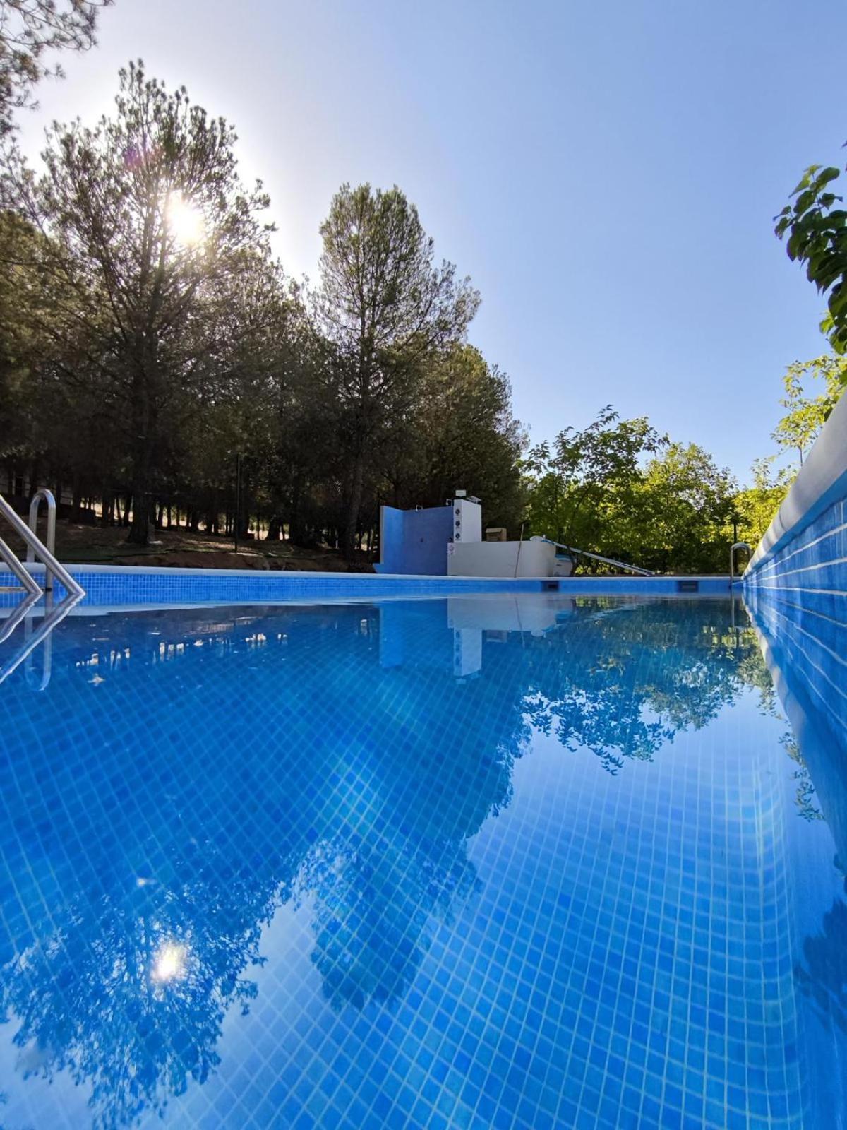 Centro De Ocio Alua Casa Rural Iznajar Lago De Andalucia Екстериор снимка