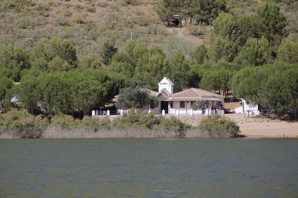 Centro De Ocio Alua Casa Rural Iznajar Lago De Andalucia Екстериор снимка