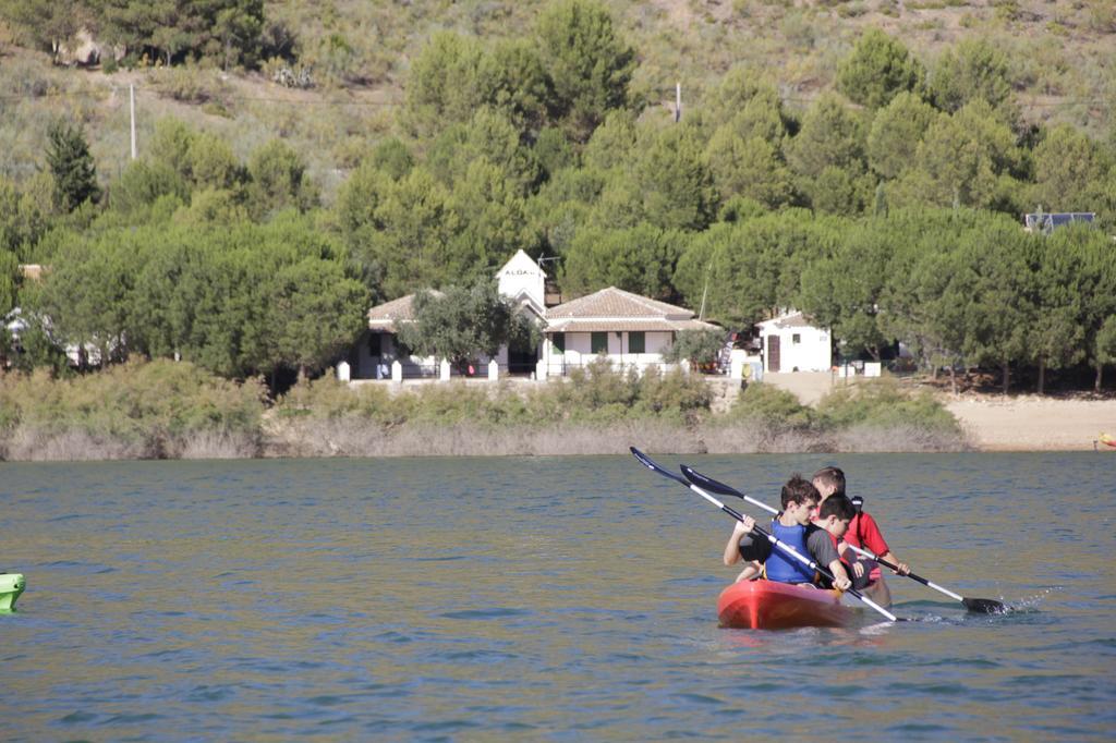 Centro De Ocio Alua Casa Rural Iznajar Lago De Andalucia Екстериор снимка