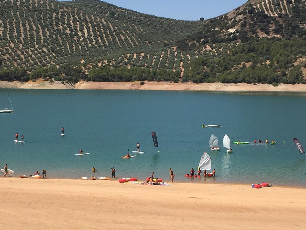 Centro De Ocio Alua Casa Rural Iznajar Lago De Andalucia Екстериор снимка